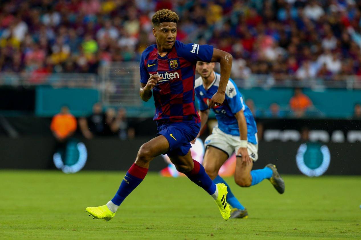 包含英超集结日走向成谜，印第安纳步行者战术微调，话题不断，医务组通报恢复的词条-lol官网直播赛事